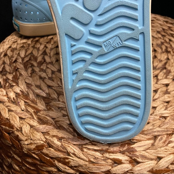 Native powder baby blue slip on - Picture 6 of 7